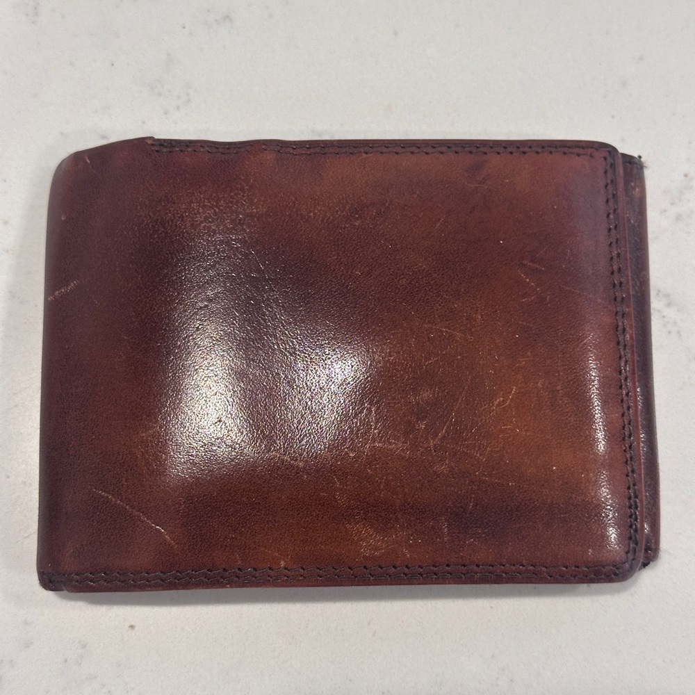 Vera Pelle Men’s  Brown Leather Bi-Fold Wallet